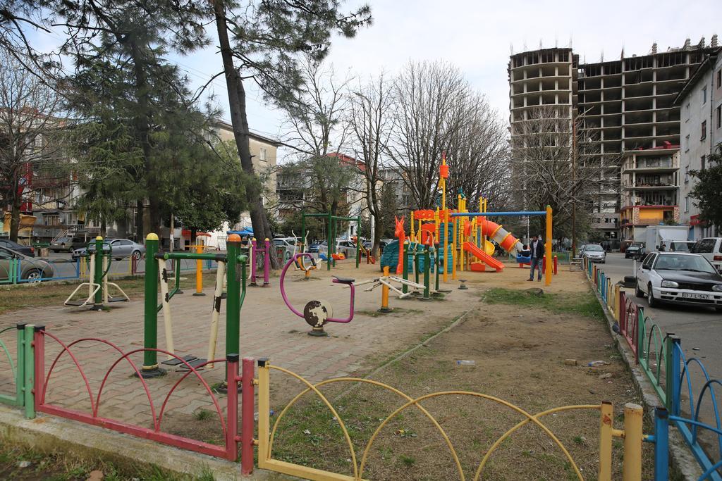 Tamuna Apartment Batumi Exterior photo