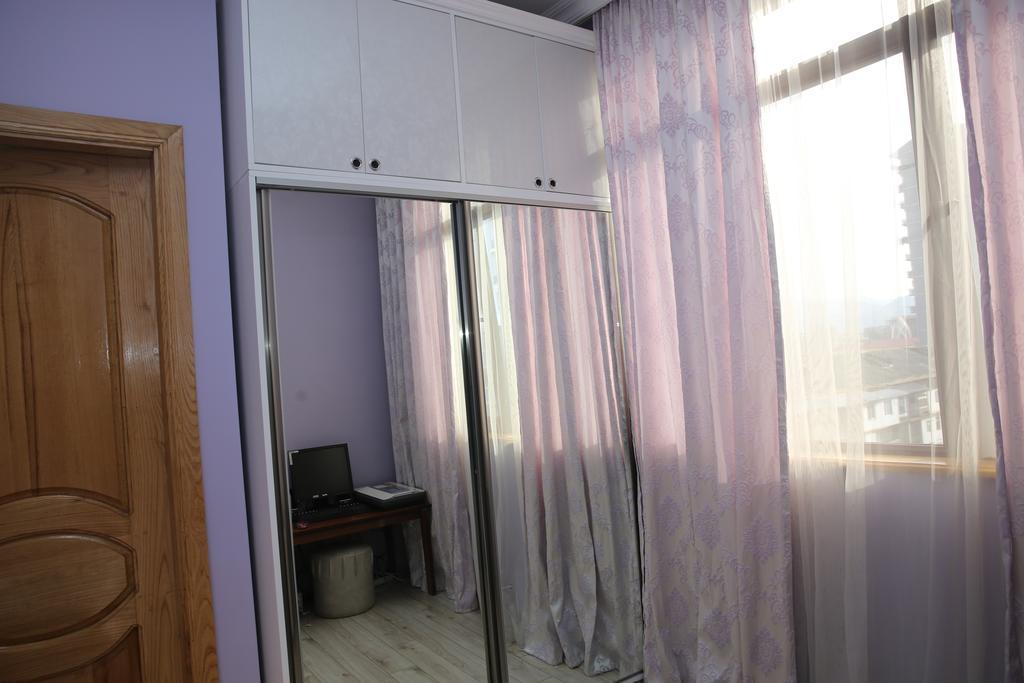 Tamuna Apartment Batumi Exterior photo