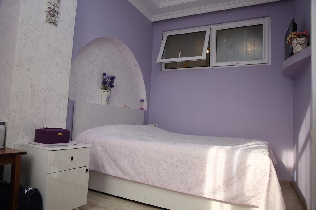Tamuna Apartment Batumi Exterior photo