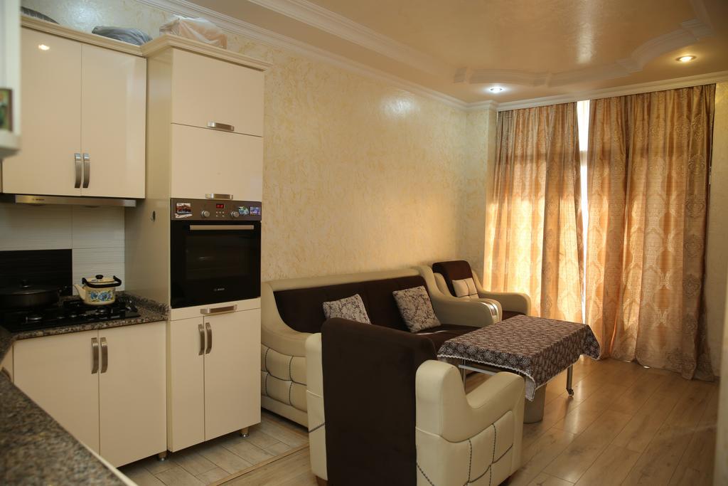 Tamuna Apartment Batumi Exterior photo